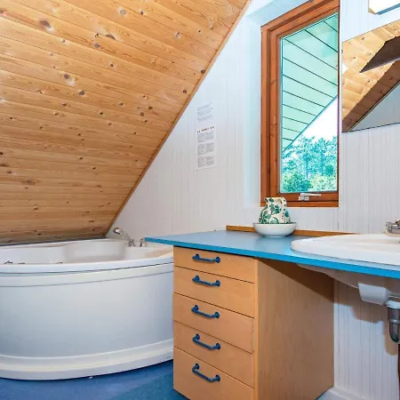 11 Person In Orsted-by Traum * Ørsted