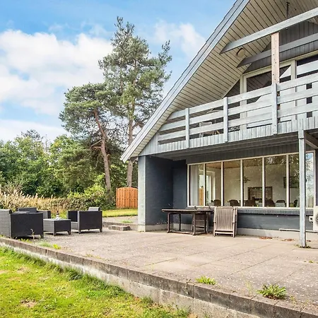 11 Person In Orsted-by Traum Ørsted